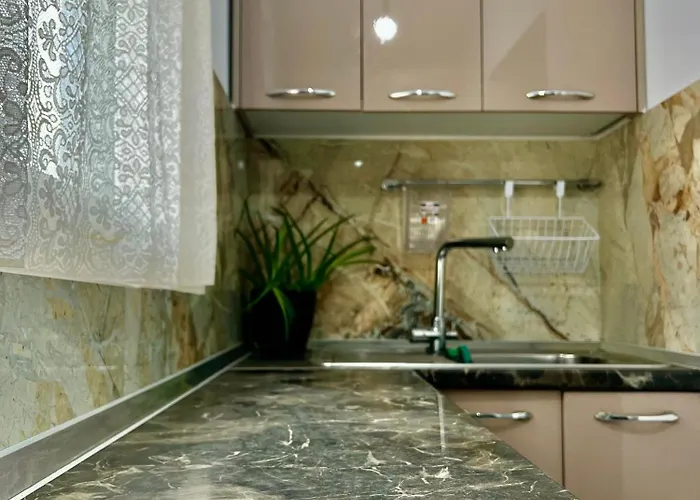 Montrix Cozy In Center * ティラナ