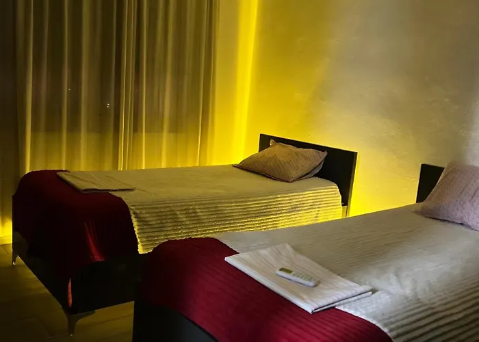 Montrix Cozy In Center Apartmán