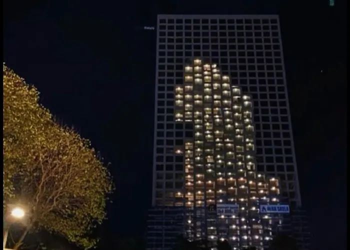 Montrix Cozy In Center